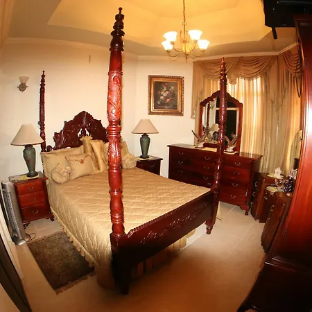 Pine Hurst Suites